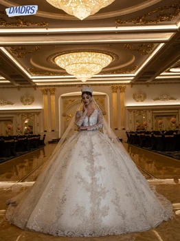 Зашеметяващи сватбени рокли с V-образно деколте Луксозни кристали Рокля с мъниста за булката Лъскава булчинска рокля с дължина до пода Vestido De Novia