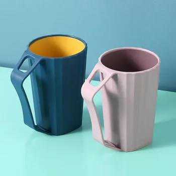 Творческа дръжка двуцветна домакинска проста чаша за четкане Възрастни деца двойка пластмасова чаша за уста