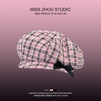 Корейски сладък лък розов кариран осмоъгълна шапка облак художник шапка универсален жени стажант шапка сладък готино барета капачка Y2K